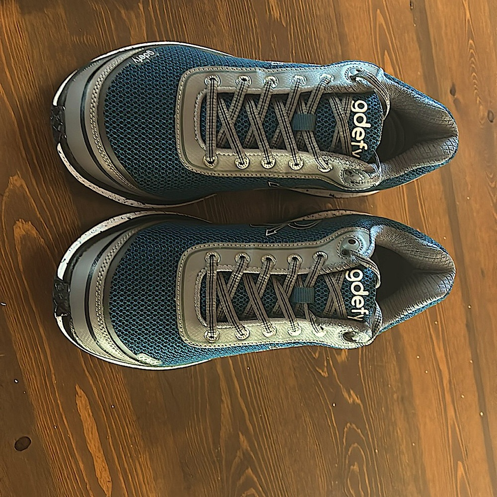 Gdefy Mighty Walk
